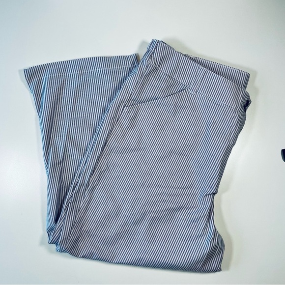 Pin Striped Cropped Cotton Pants with Little Ankle Slits - Picture 3 of 8